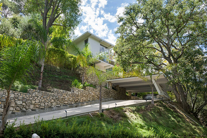 Dreamy Cahuenga Pass Midcentury Is Tucked Into the Trees and Comes With a Pool