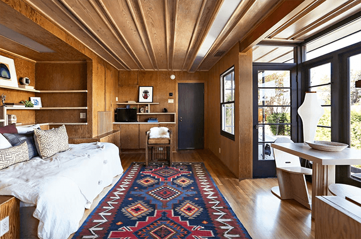 Rare Lease Opportunity at the Schindler-Designed Sachs Apartments in Silver Lake