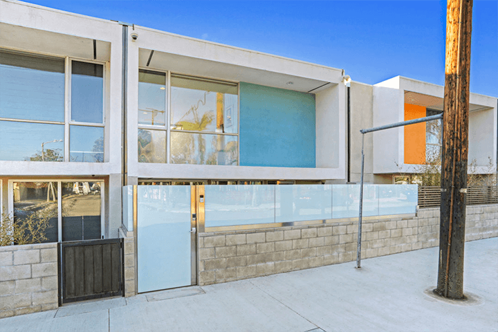 Small lot residence at The Mews in Atwater Village asks $929K