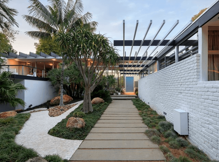Oscar Niemeyer’s only US house is on the market