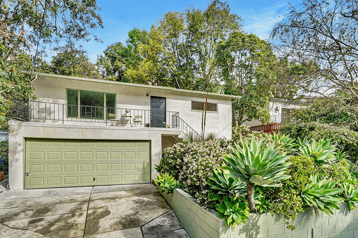 Celebrity-owned midcentury in Mount Washington asks $1.1M