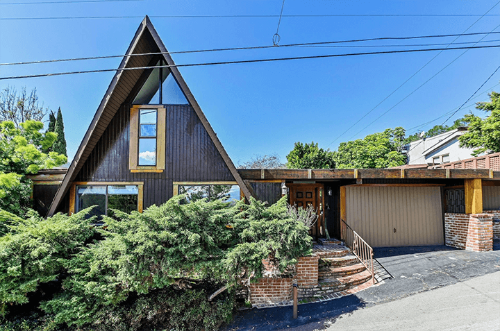 Overhauled A-frame with stunning views in Mt. Washington