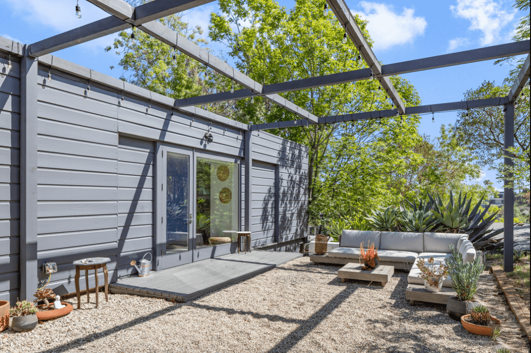 Hollywood Hills midcentury retreat with room to expand