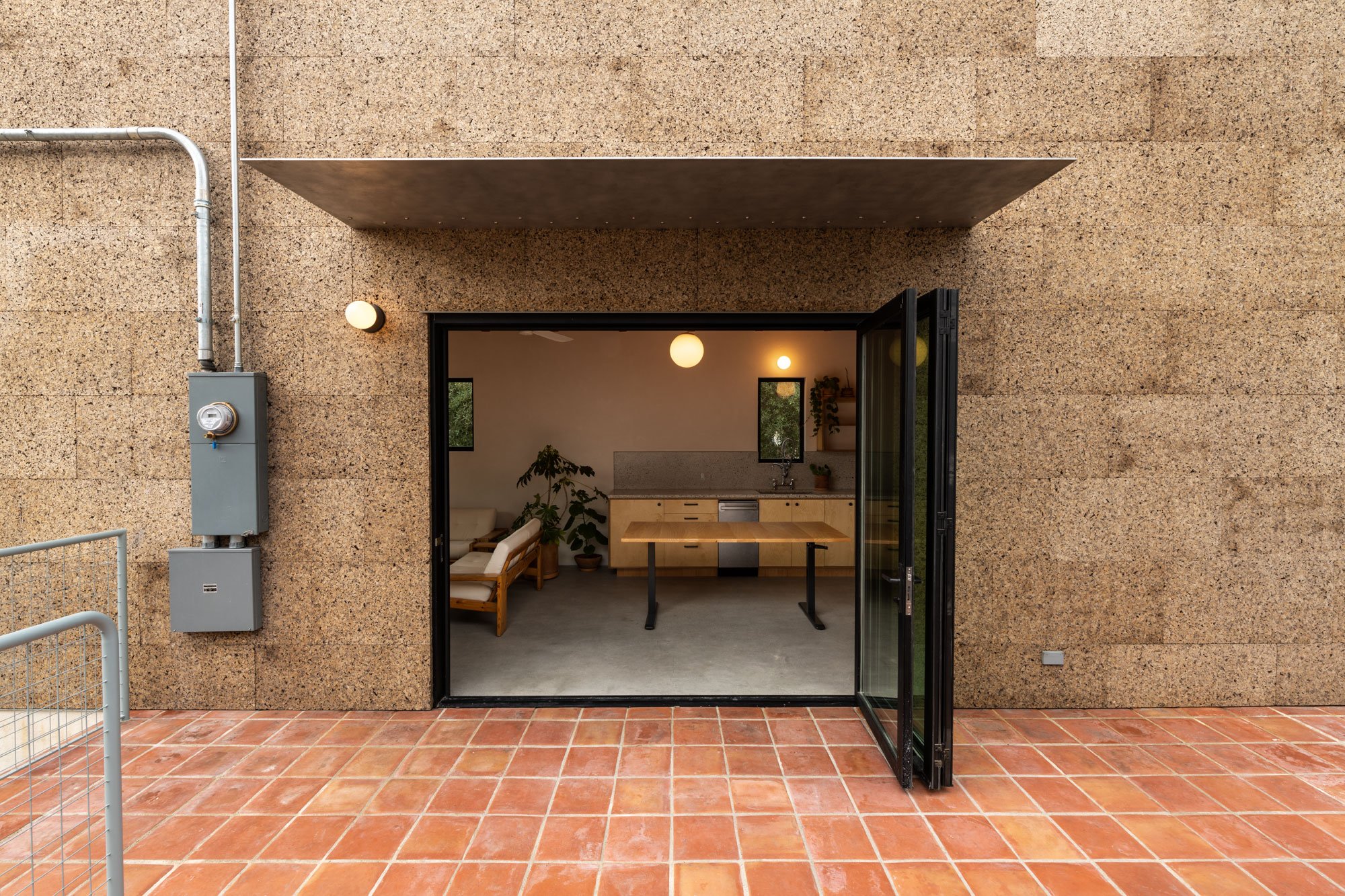Stylish eco-friendly live/workspace in Highland Park