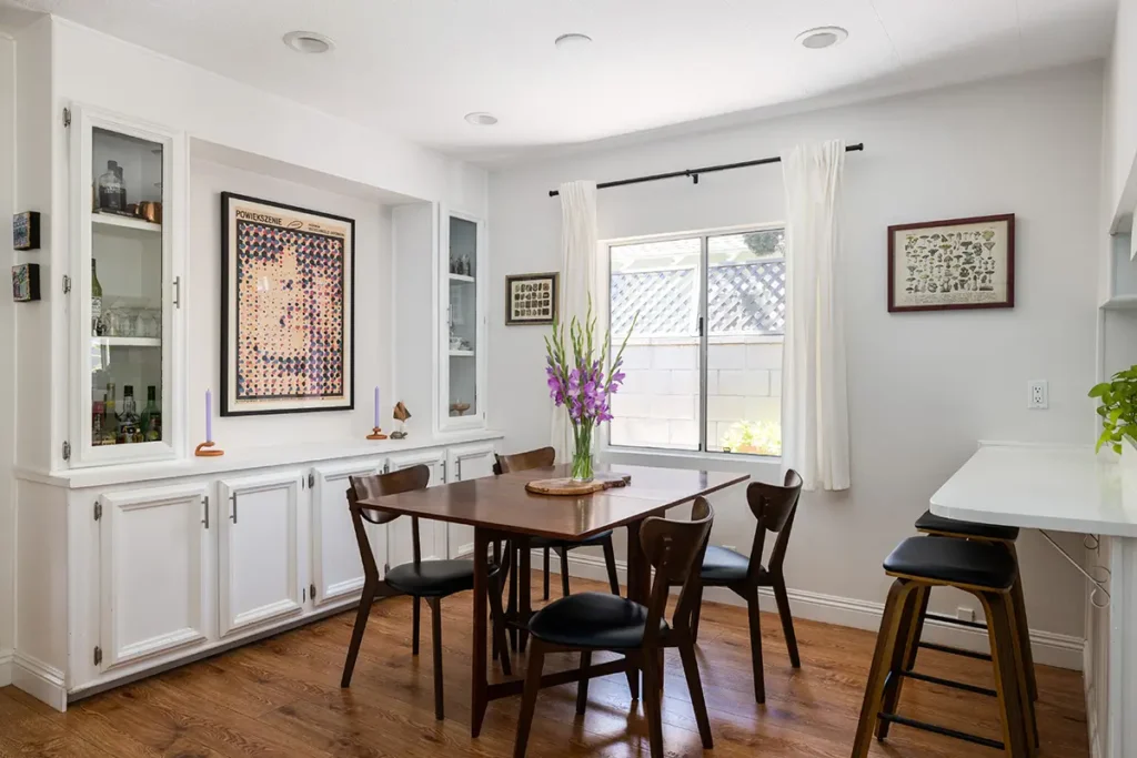 Pasadena condo
