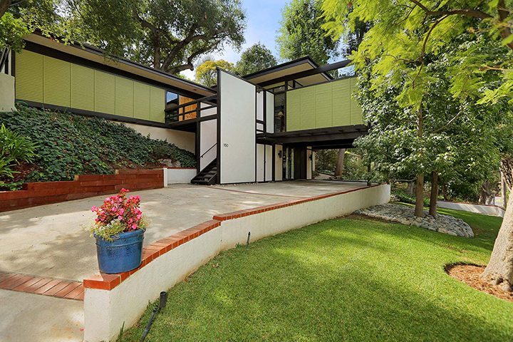 Come to Momma: The Dubnoff Residence by Buff and Hensman in Pasadena