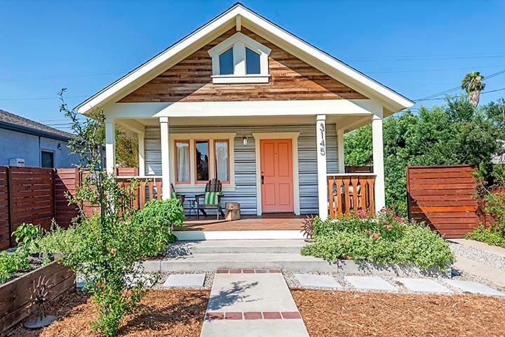ReInhabit Makes Old CA Bungalow in Atwater Village New Again