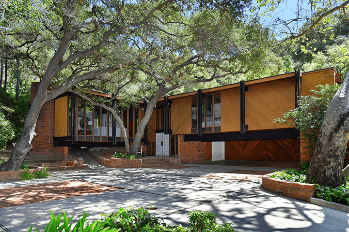 Dreamy 1970s post and beam in Glendale’s Scholl Canyon seeks a second owner