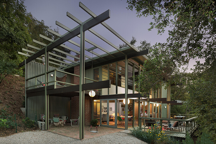 Buff, Straub & Hensman’s stunning Thomson House in Pasadena is up for grabs
