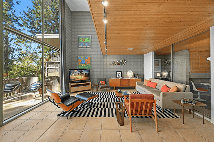 Handsome two-bedroom townhouse in well-preserved midcentury complex in Pasadena asks $675K