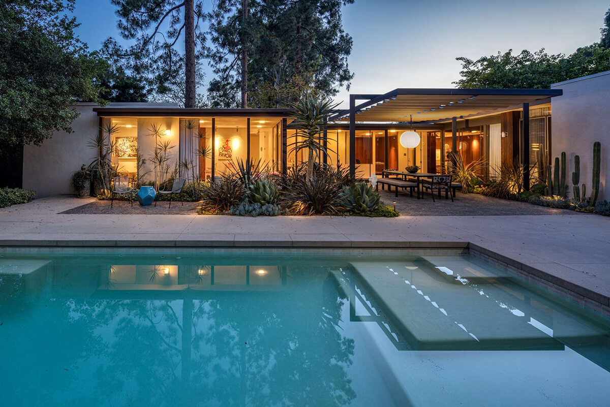 Robert Skinner-Designed midcentury in Beverly Hills seeks its next steward