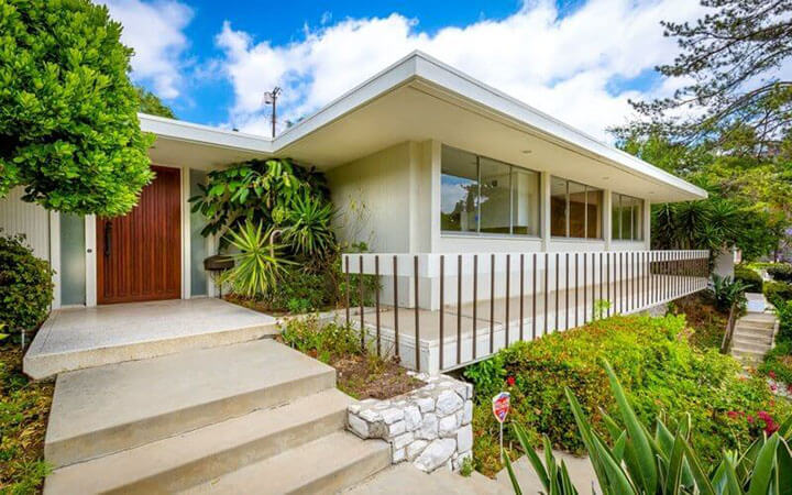 The main entrance of the Mid-Century Modern Home in Los Feliz