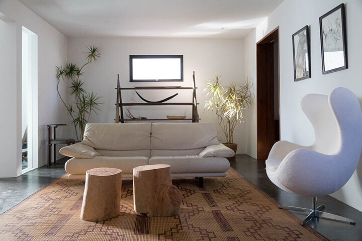 The living room of the Modern Home in Los Feliz