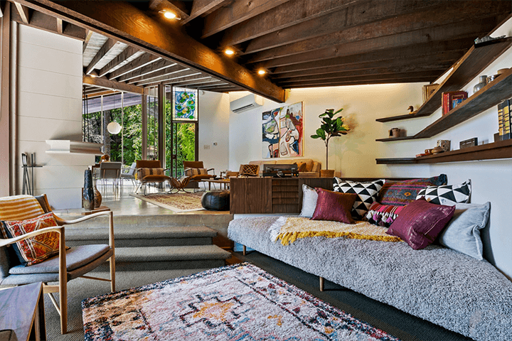 The living room of The Williams Residence by John Lautner 2