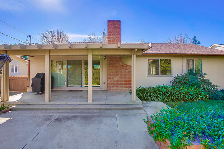 50s ranch style home in West Hills