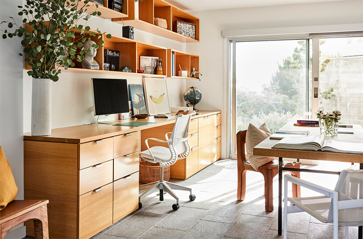 The workplace of the Modern home in Beachwood Canyon