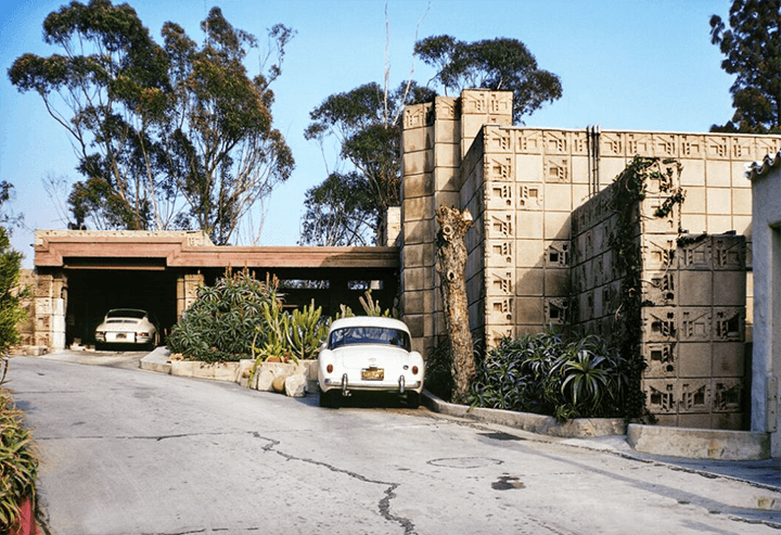 Parking garage of the Samuel Freeman House, Frank Lloyd Wright